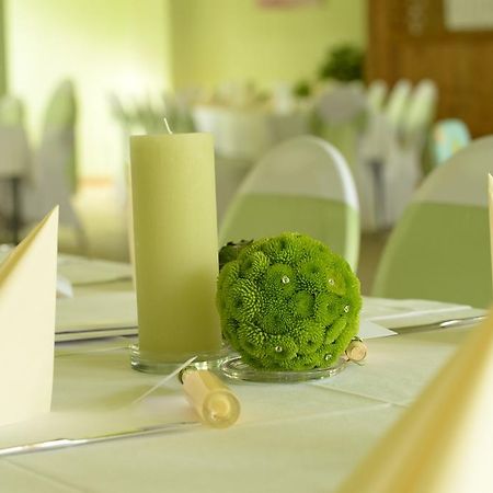 Pension Zum Hirsch Goda Exterior photo