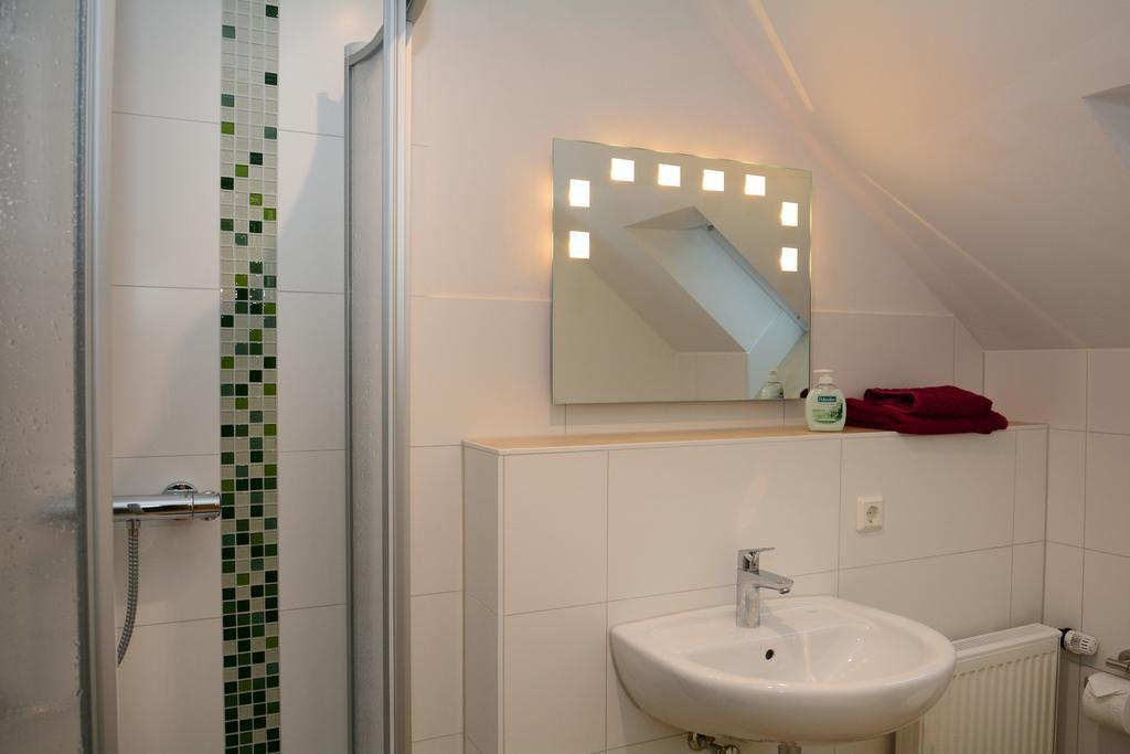 Pension Zum Hirsch Goda Room photo