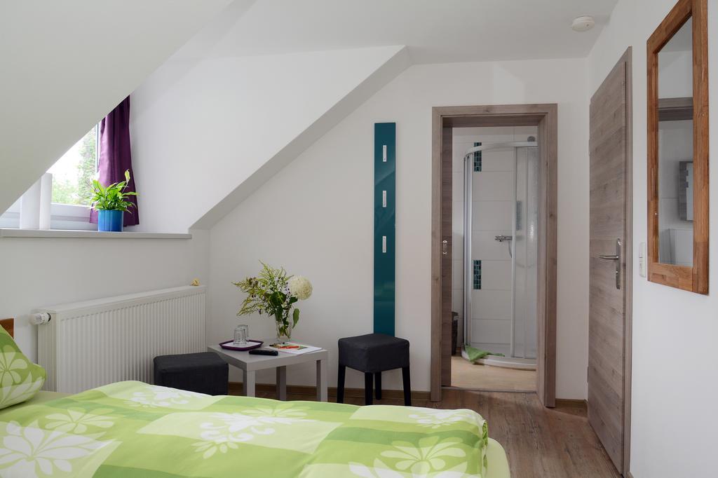 Pension Zum Hirsch Goda Exterior photo